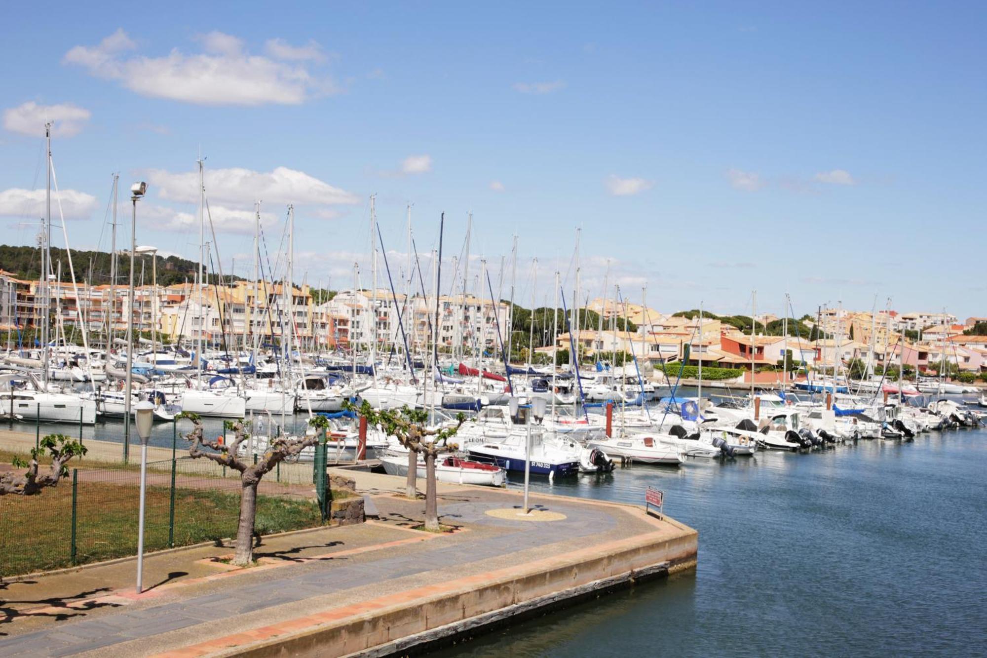 Centre Port,Vue Panoramique,Clim,Balcon,Wifi Appartement Agde Buitenkant foto
